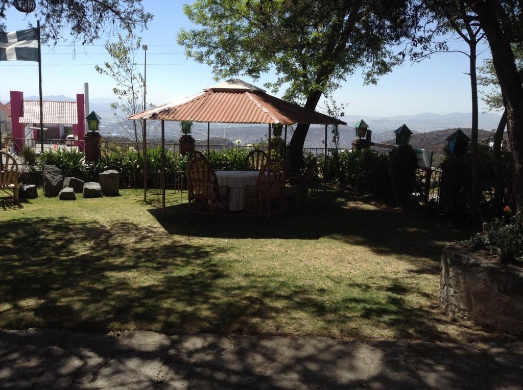Hotel Villa Alpina El Chalet Pachuca Kültér fotó